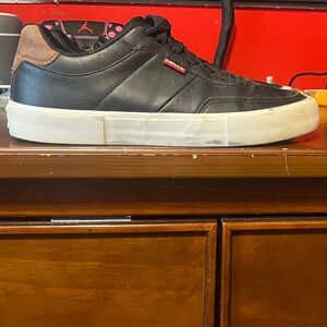 Levi's Black and Tan Sneakers